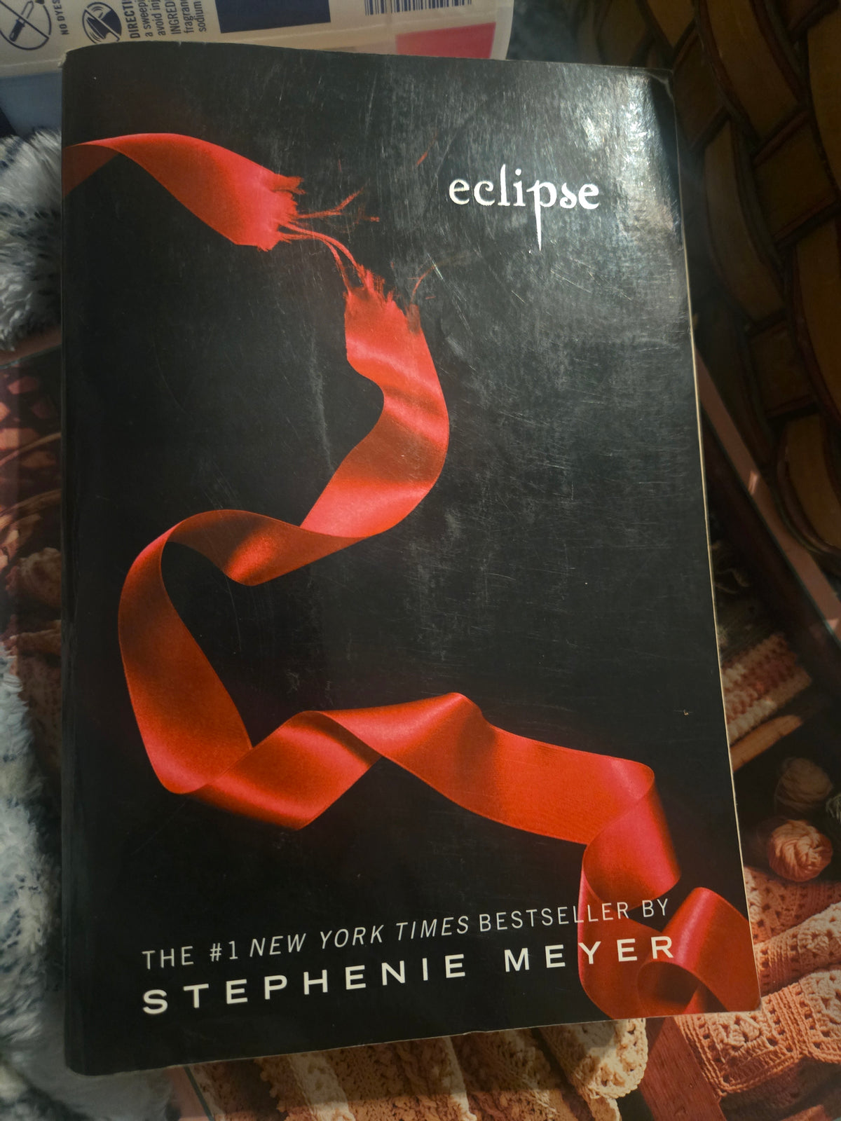 Eclipse by Stephanie Meyer n