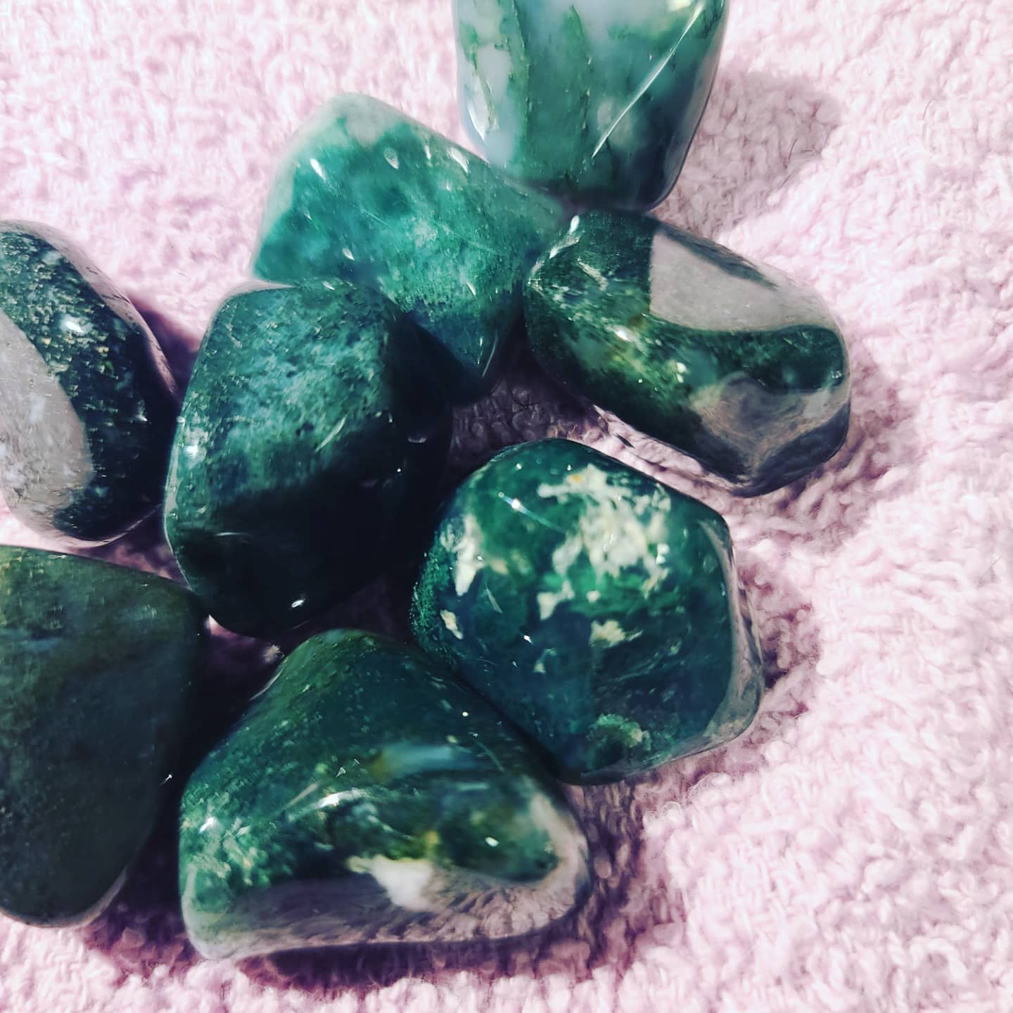 Green Moss Agate (Tumbled) Peace•Authenticity•Protection