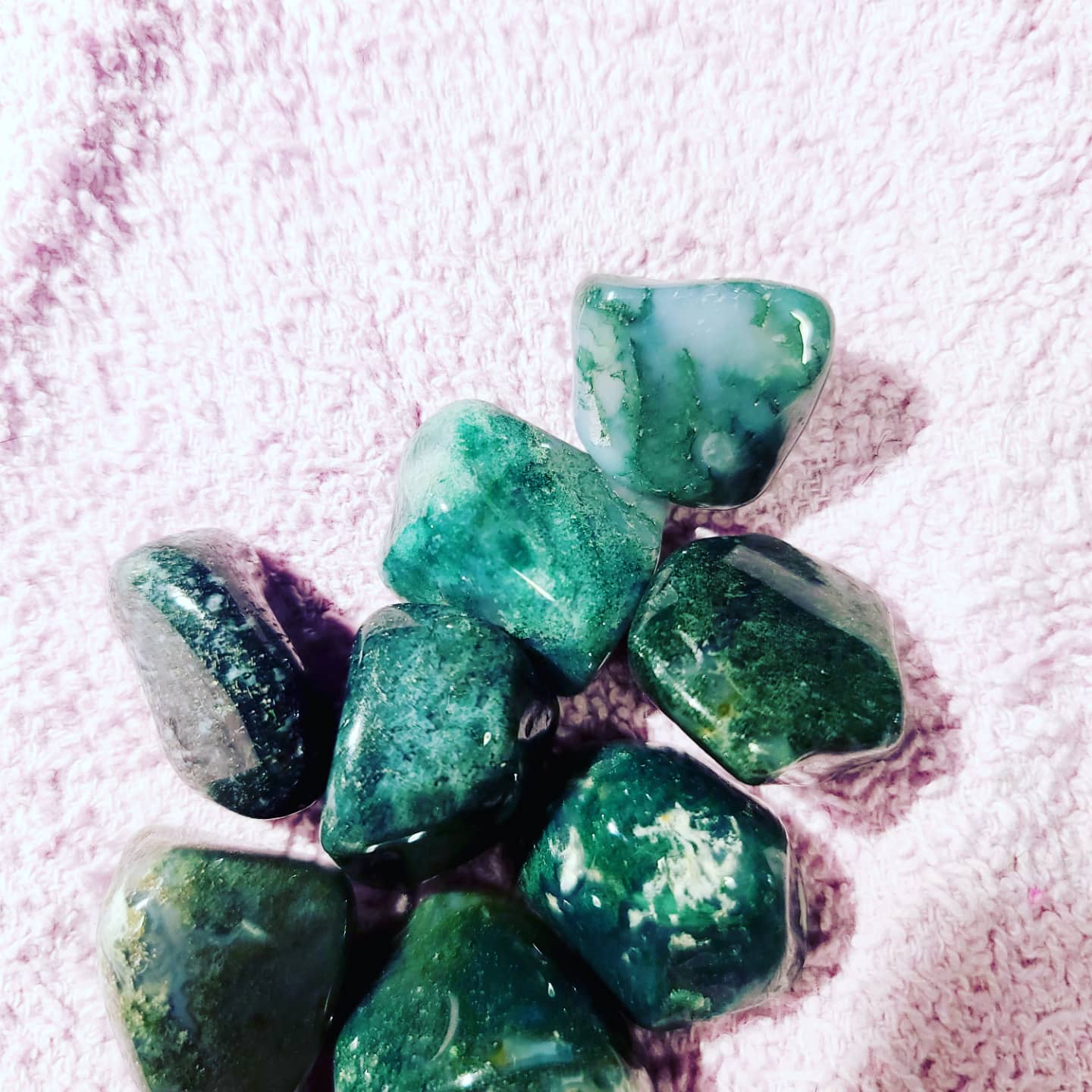 Green Moss Agate (Tumbled) Peace•Authenticity•Protection