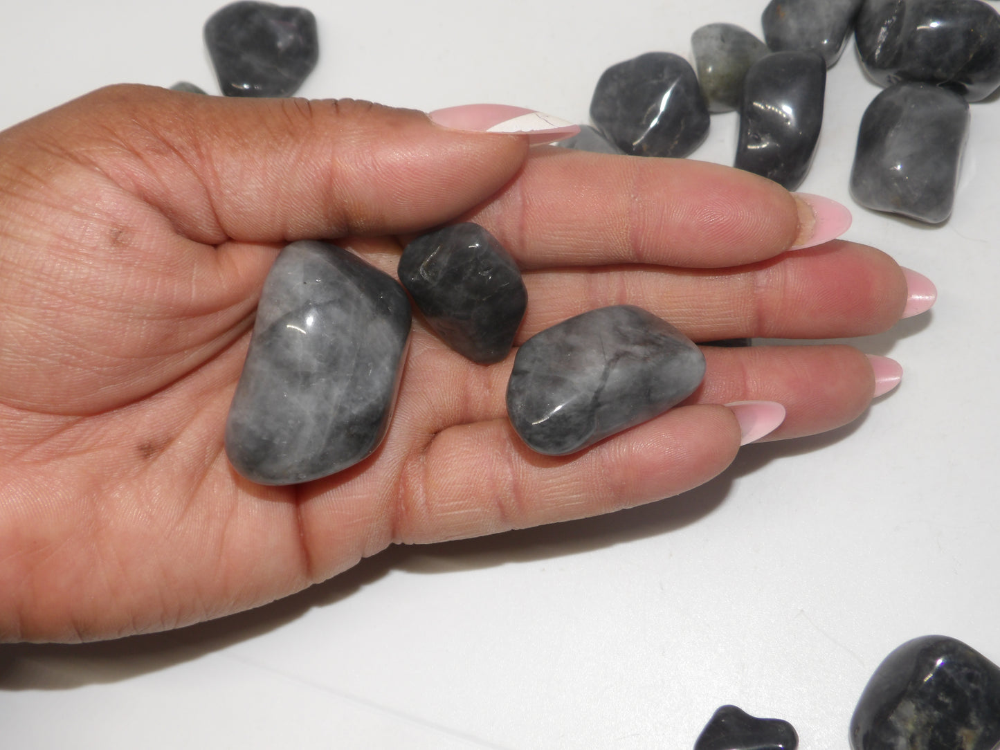 Tumbled Grey Quartz