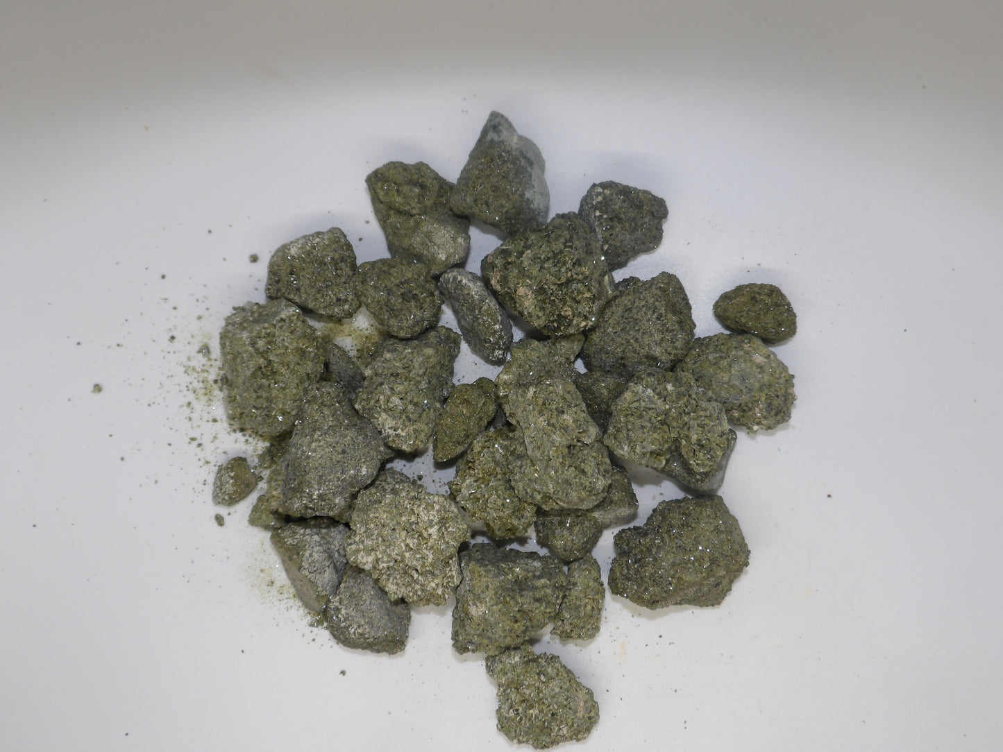 Raw Epidote
