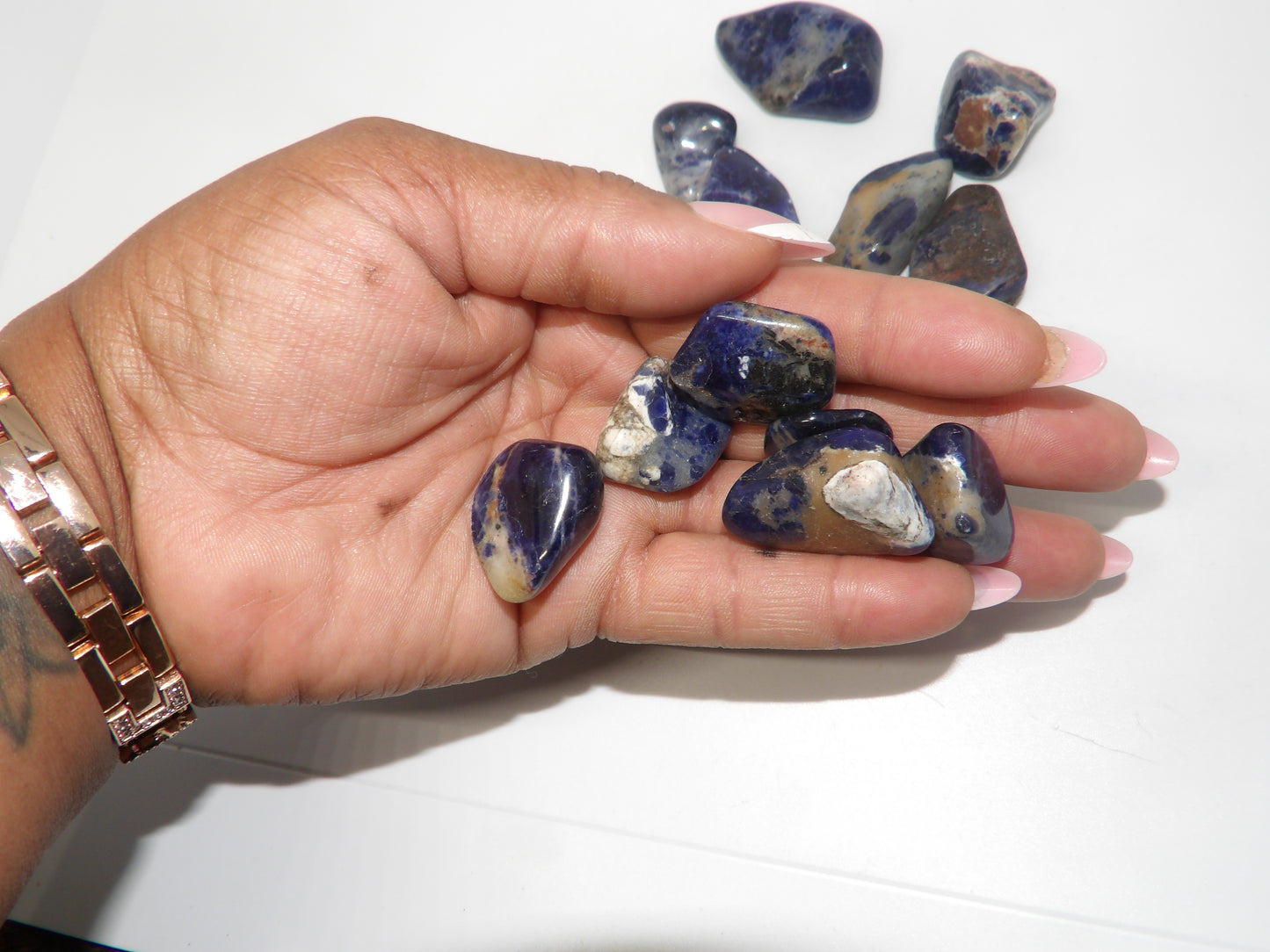 Tumbled Dumortierite