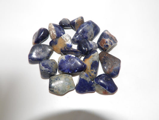 Tumbled Dumortierite