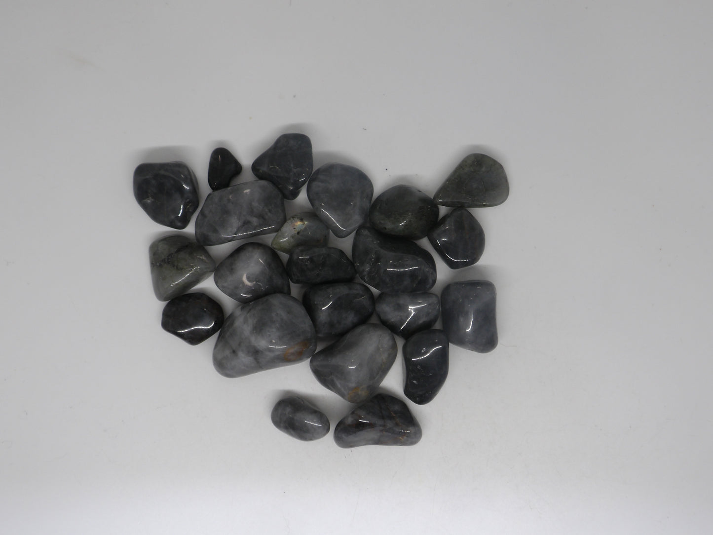 Tumbled Grey Quartz