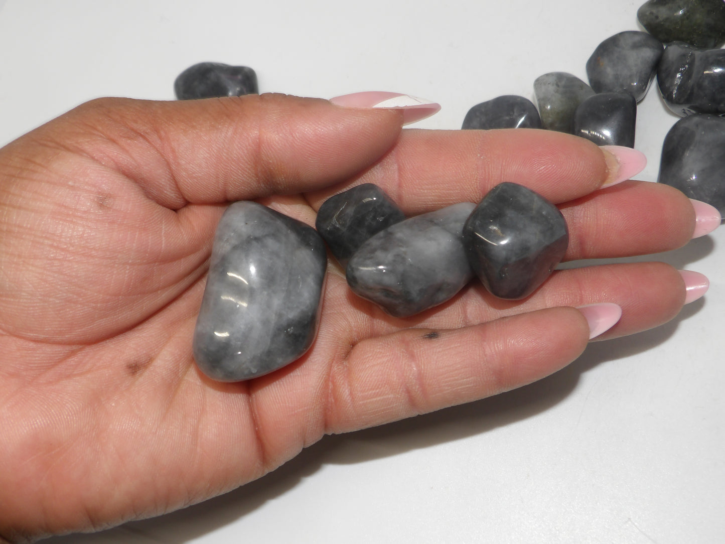 Tumbled Grey Quartz