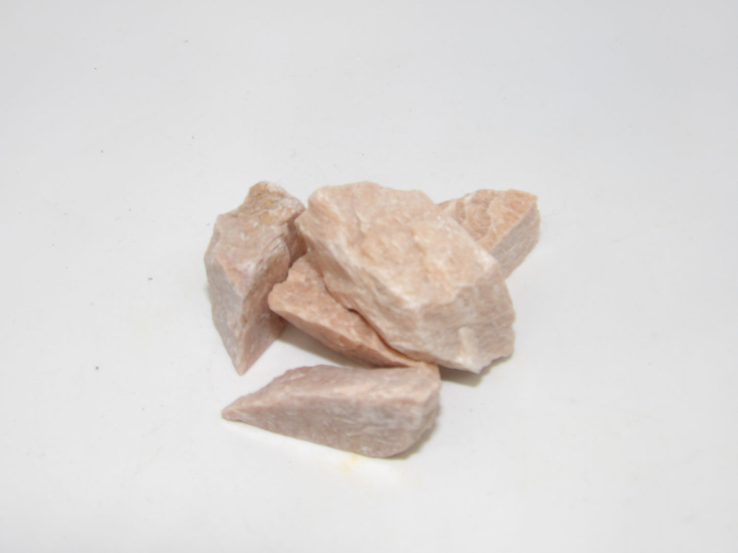 Raw Peach Moonstone
