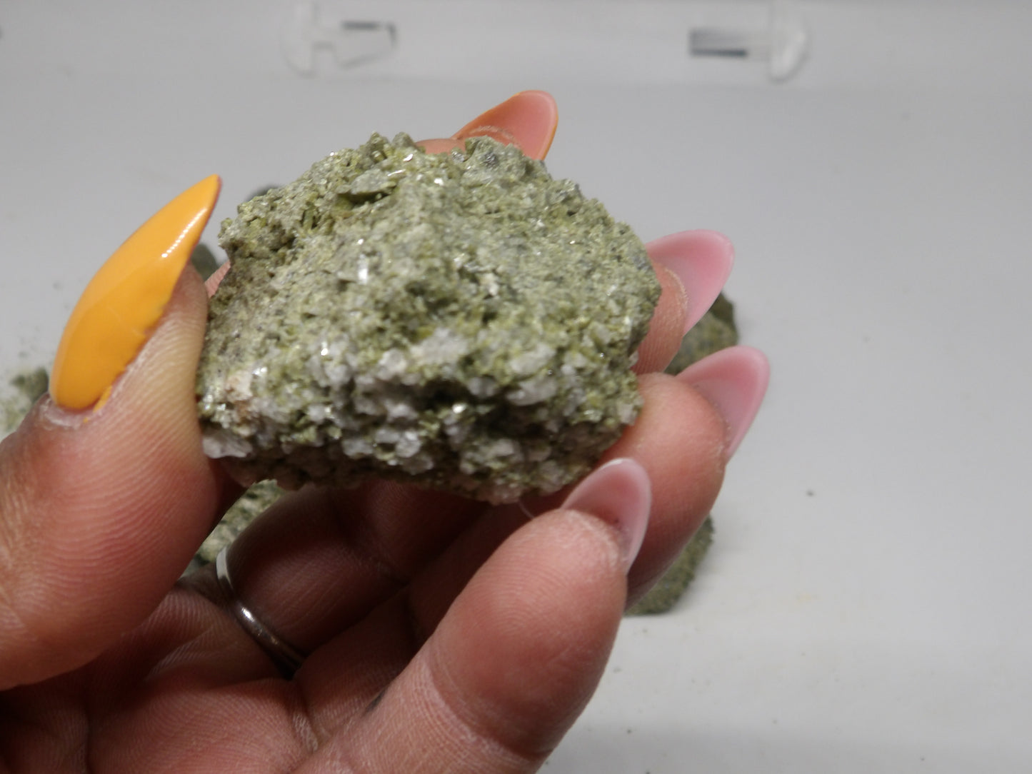 Raw Epidote