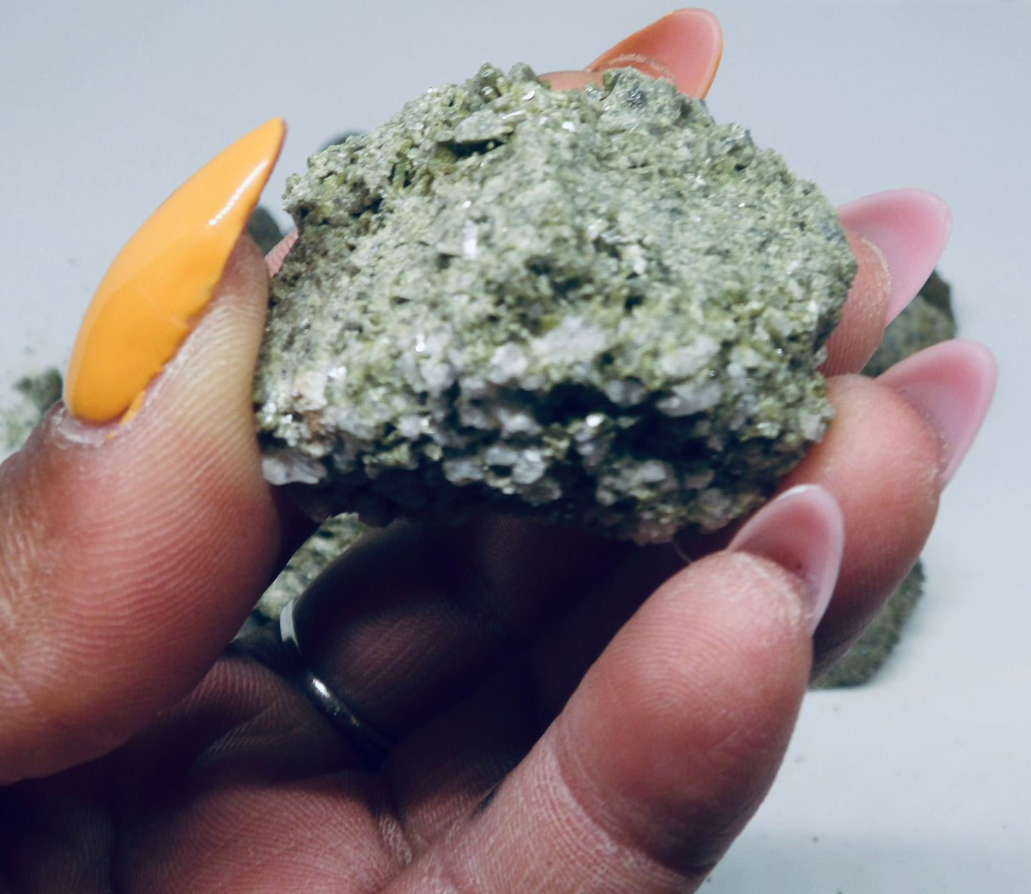 Raw Epidote