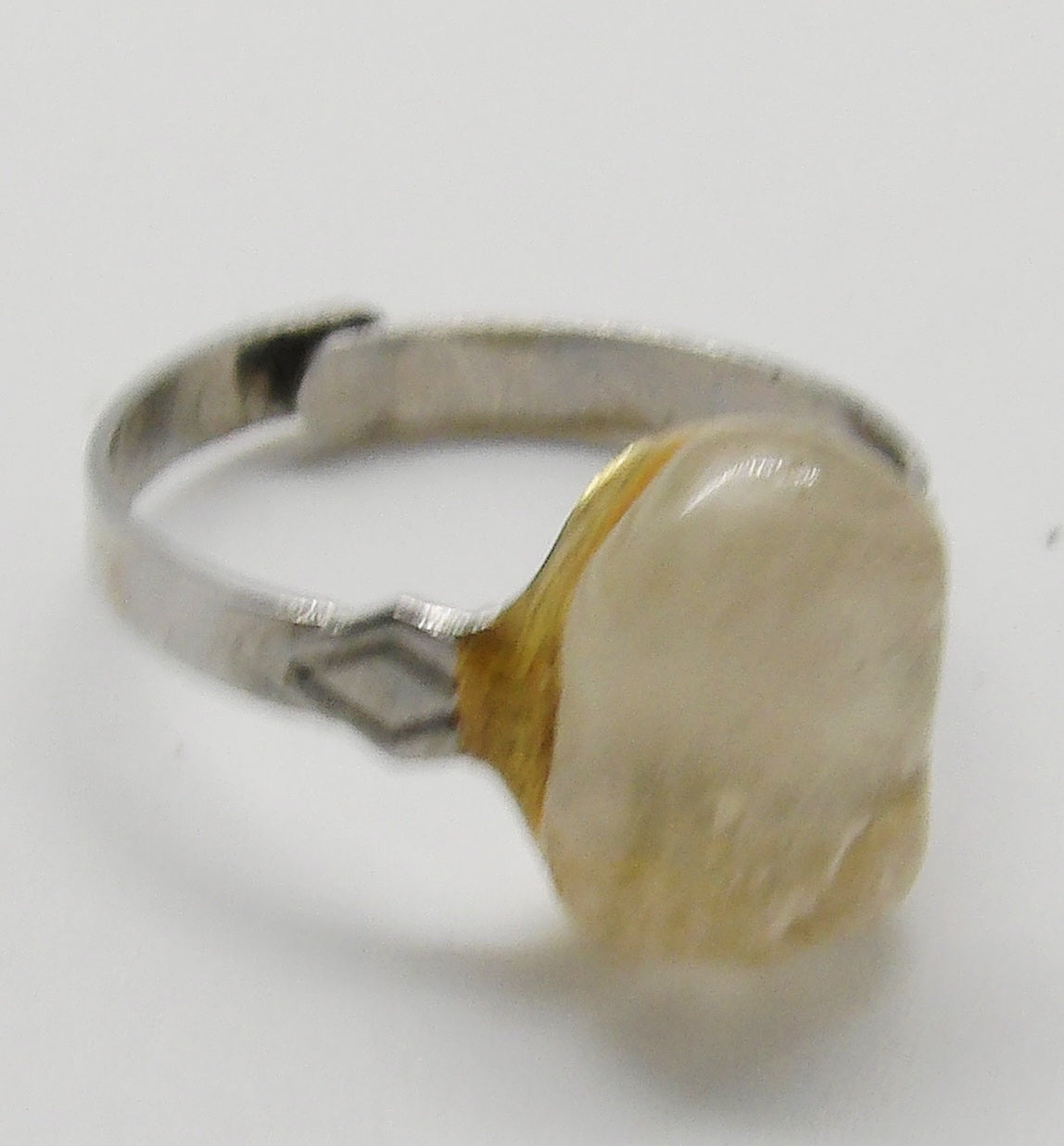 Quartz Adjustable Ring