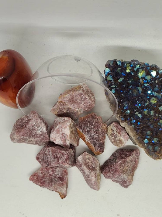 Rough Morganite Quartz (Pink Beryl)